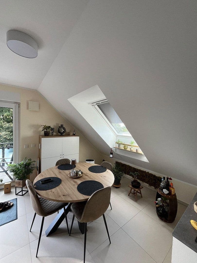 Pronájem bytu 3+1 62 m², Kenkhauser Straße 1, Wermelskirchen, Severní Porýní-Vestfálsko Pronájem bytu 3+1 62 m², Kenkhauser Straße 1, Wermelskirchen, Severní Porýní-Vestfálsko