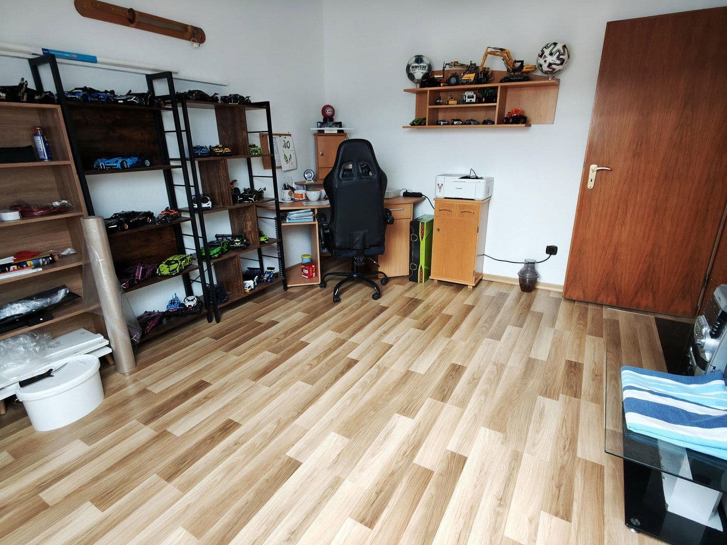 Pronájem bytu 4+1 97 m², Gernsbach, Bádensko-Württembersko Pronájem bytu 4+1 97 m², Gernsbach, Bádensko-Württembersko