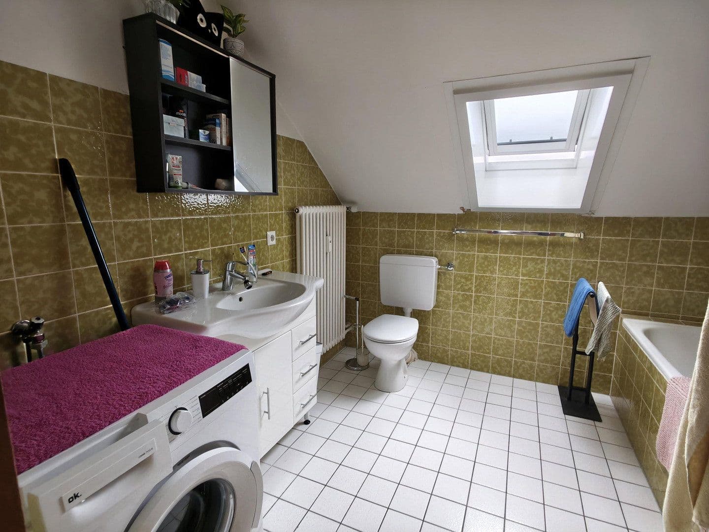 Pronájem bytu 4+1 97 m², Gernsbach, Bádensko-Württembersko Pronájem bytu 4+1 97 m², Gernsbach, Bádensko-Württembersko