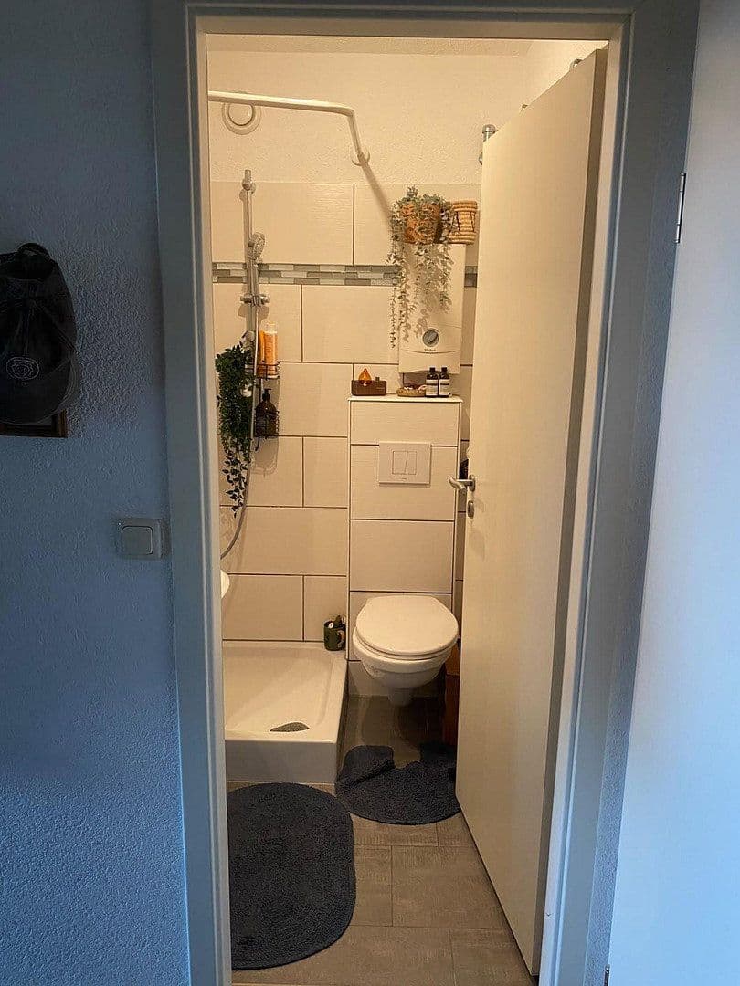 Pronájem bytu 1+1 36 m², Sindlinger Straße 52, Hattersheim am Main, Hessen Pronájem bytu 1+1 36 m², Sindlinger Straße 52, Hattersheim am Main, Hessen