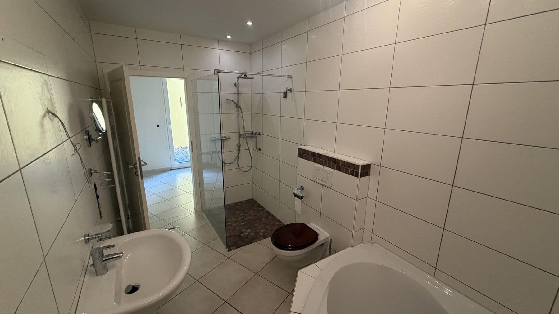 Pronájem bytu 5+1 149 m², Stade, Dolní Sasko Pronájem bytu 5+1 149 m², Stade, Dolní Sasko