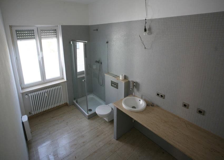 Prodej domu 261 m², pozemek 616 m², Kaiserslautern, Porýní-Falc Prodej domu 261 m², pozemek 616 m², Kaiserslautern, Porýní-Falc