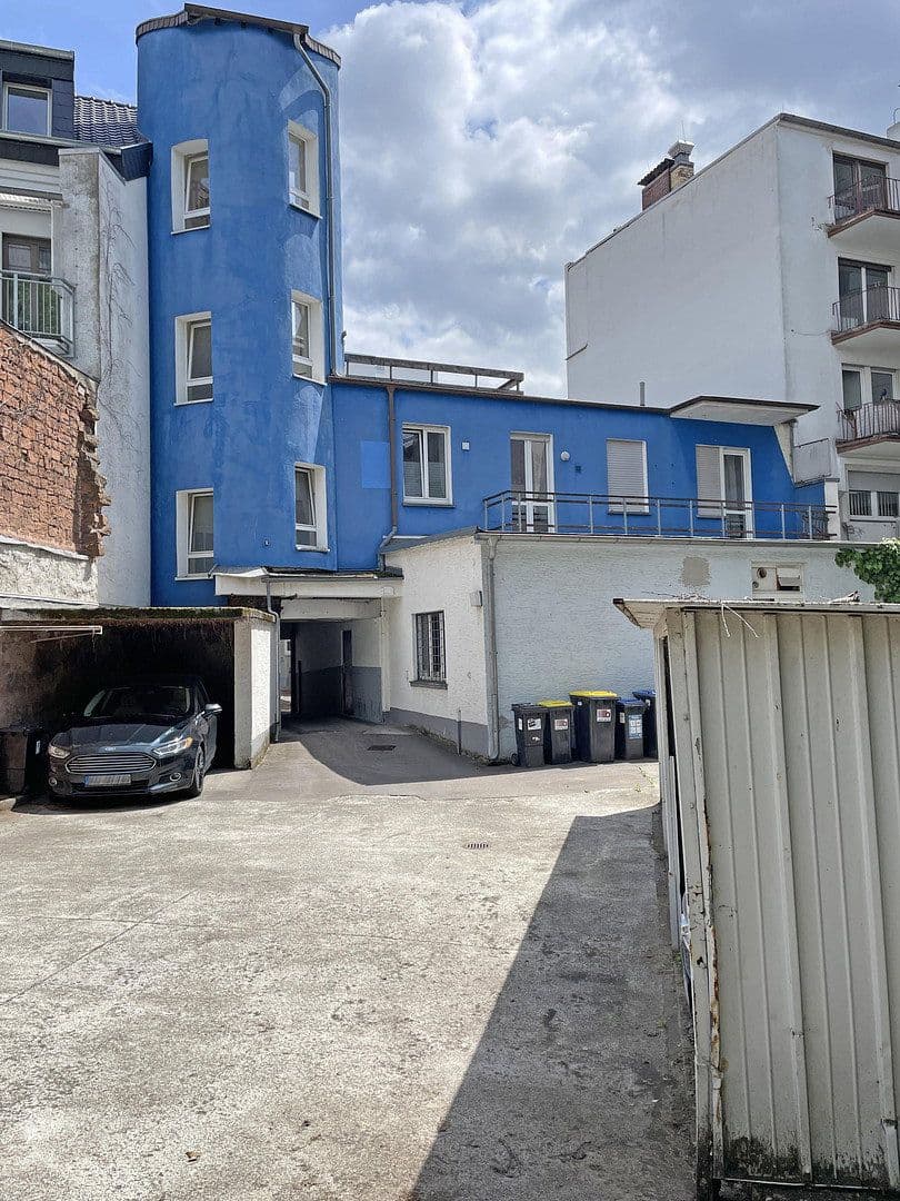 Prodej domu 261 m², pozemek 616 m², Kaiserslautern, Porýní-Falc Prodej domu 261 m², pozemek 616 m², Kaiserslautern, Porýní-Falc