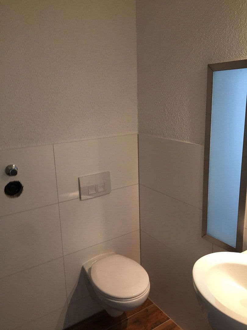 Pronájem bytu 1+1 46 m², Mainz, Porýní-Falc Pronájem bytu 1+1 46 m², Mainz, Porýní-Falc