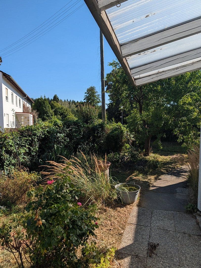 Pronájem domu 135 m², pozemek 1.000 m², Oberschweinbach, Bavorsko Pronájem domu 135 m², pozemek 1.000 m², Oberschweinbach, Bavorsko