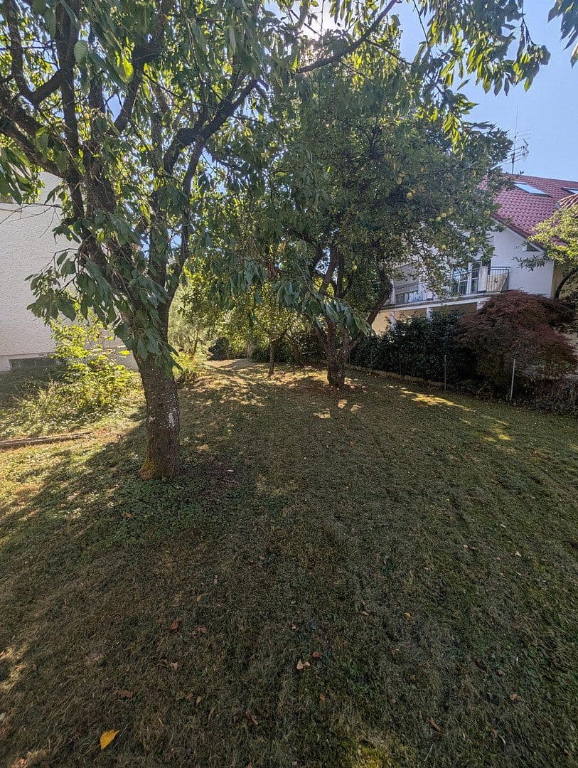 Pronájem domu 135 m², pozemek 1.000 m², Oberschweinbach, Bavorsko Pronájem domu 135 m², pozemek 1.000 m², Oberschweinbach, Bavorsko