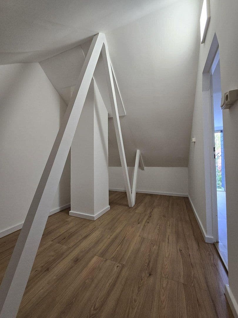 Prodej domu 322 m², pozemek 600 m², Berlin, Berlín Prodej domu 322 m², pozemek 600 m², Berlin, Berlín