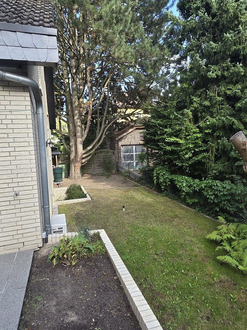 Prodej domu 322 m², pozemek 600 m², Berlin, Berlín Prodej domu 322 m², pozemek 600 m², Berlin, Berlín