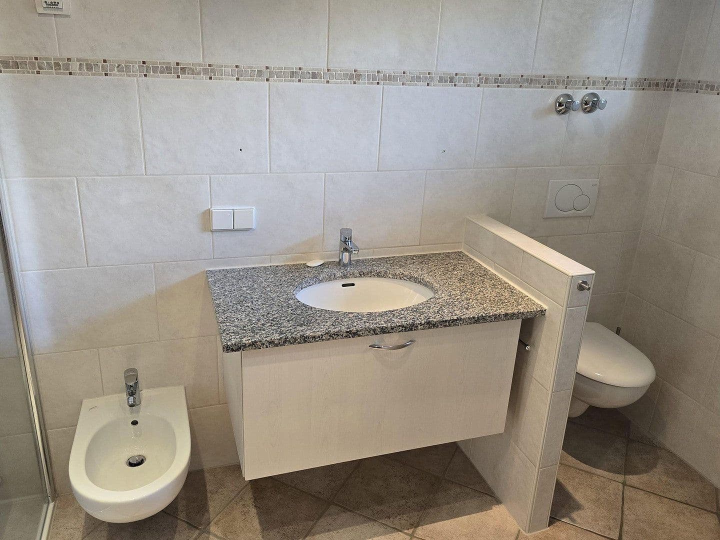 Prodej domu 322 m², pozemek 600 m², Berlin, Berlín Prodej domu 322 m², pozemek 600 m², Berlin, Berlín