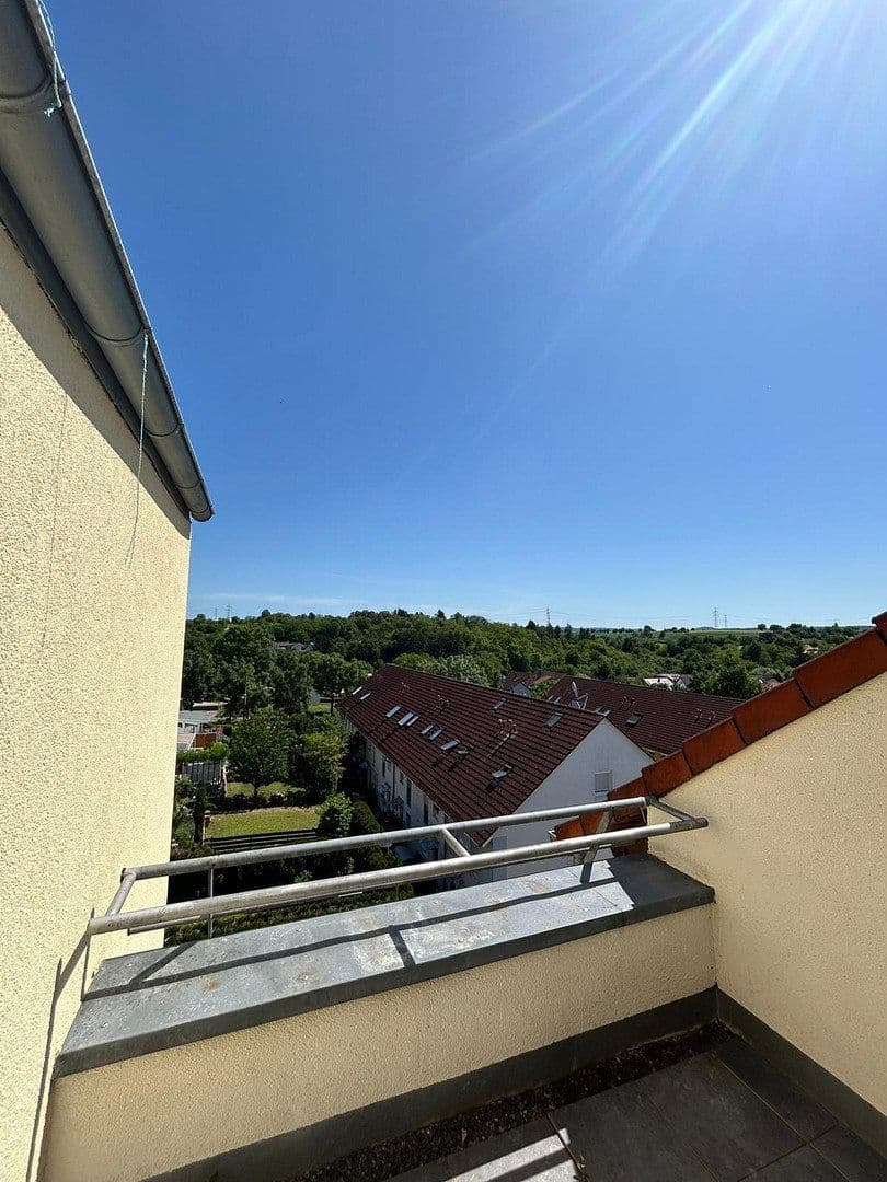 Pronájem bytu 3+1 85 m², Helga-Barth-Straße 7, Bretten, Bádensko-Württembersko Pronájem bytu 3+1 85 m², Helga-Barth-Straße 7, Bretten, Bádensko-Württembersko