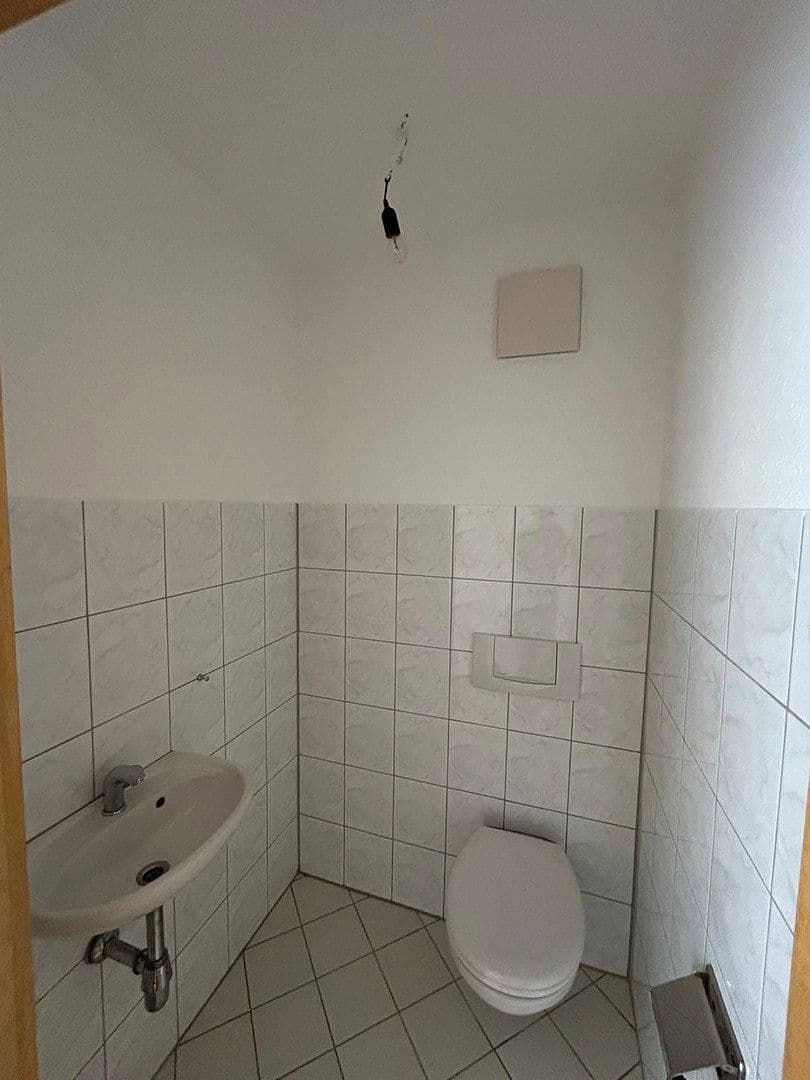 Pronájem bytu 3+1 85 m², Helga-Barth-Straße 7, Bretten, Bádensko-Württembersko Pronájem bytu 3+1 85 m², Helga-Barth-Straße 7, Bretten, Bádensko-Württembersko