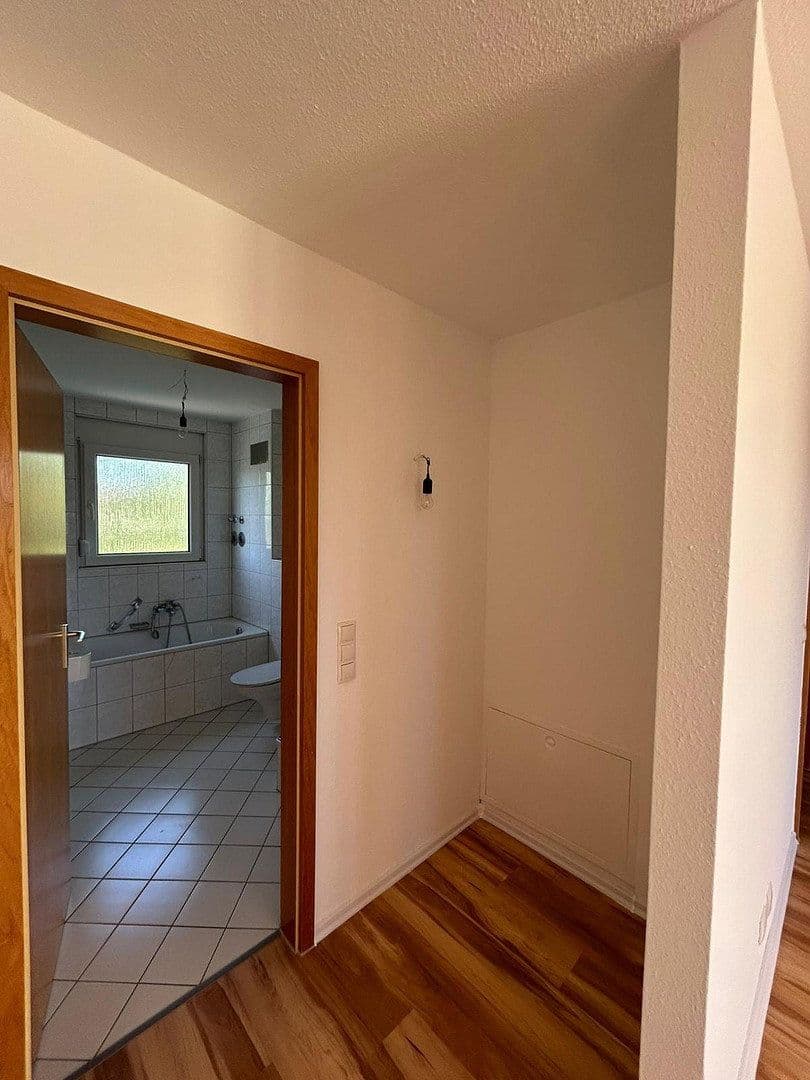 Pronájem bytu 3+1 85 m², Helga-Barth-Straße 7, Bretten, Bádensko-Württembersko Pronájem bytu 3+1 85 m², Helga-Barth-Straße 7, Bretten, Bádensko-Württembersko