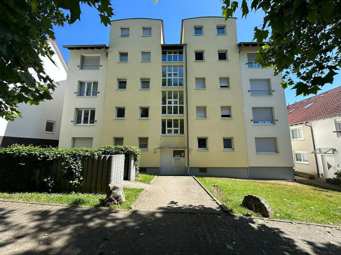 Pronájem bytu 3+1 85 m², Helga-Barth-Straße 7, Bretten, Bádensko-Württembersko Pronájem bytu 3+1 85 m², Helga-Barth-Straße 7, Bretten, Bádensko-Württembersko
