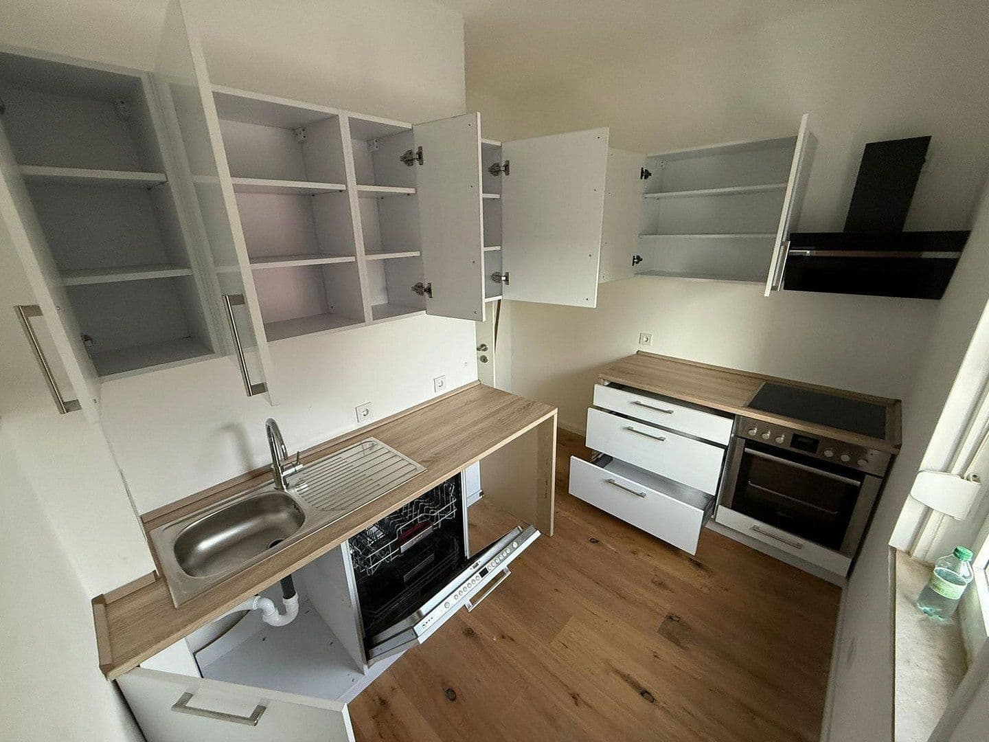 Pronájem bytu 3+1 85 m², Helga-Barth-Straße 7, Bretten, Bádensko-Württembersko Pronájem bytu 3+1 85 m², Helga-Barth-Straße 7, Bretten, Bádensko-Württembersko