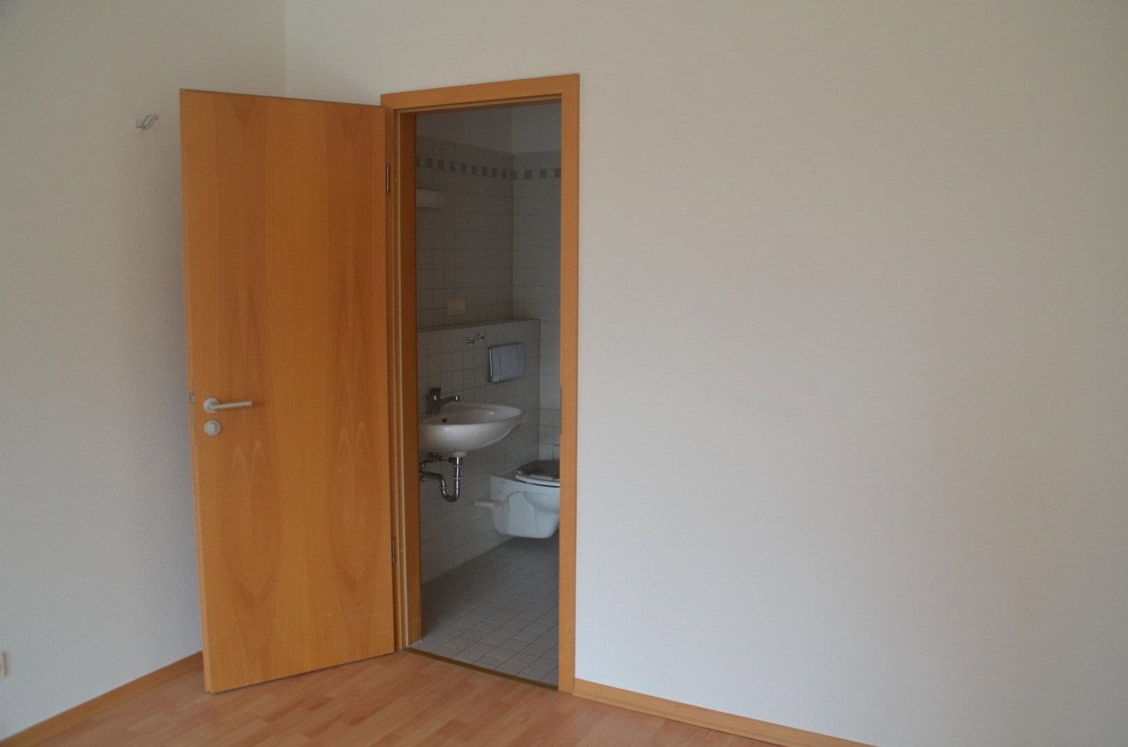 Pronájem bytu 2+1 63 m², Ammertalweg 3, Erfurt, Durynsko Pronájem bytu 2+1 63 m², Ammertalweg 3, Erfurt, Durynsko