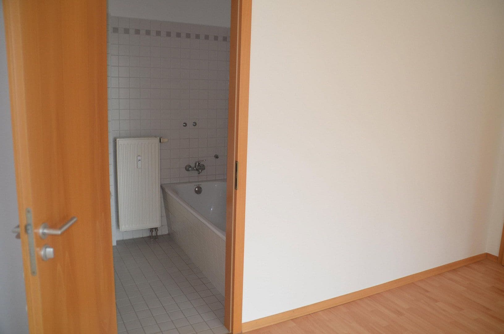 Pronájem bytu 2+1 63 m², Ammertalweg 3, Erfurt, Durynsko Pronájem bytu 2+1 63 m², Ammertalweg 3, Erfurt, Durynsko