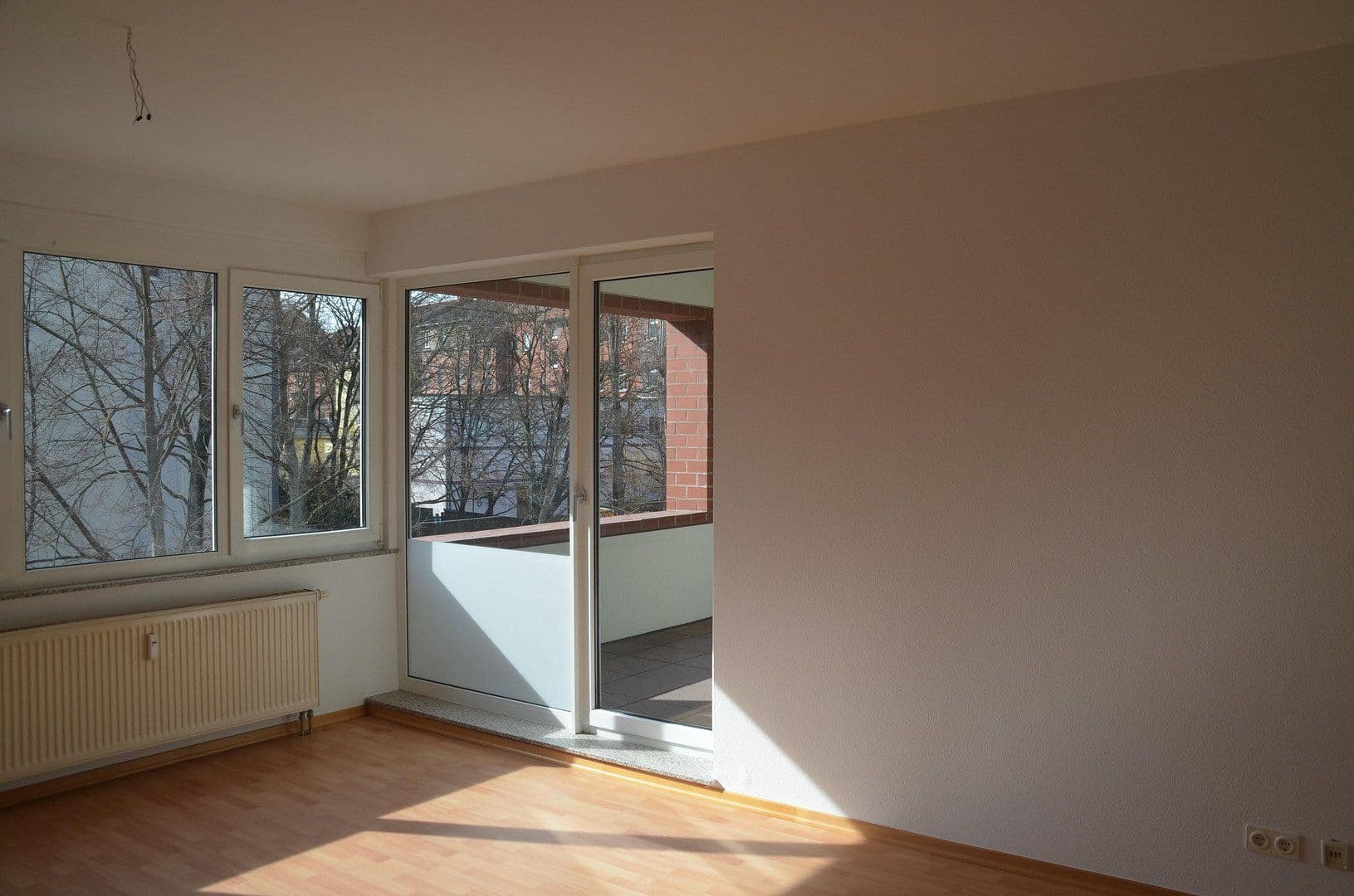 Pronájem bytu 2+1 63 m², Ammertalweg 3, Erfurt, Durynsko Pronájem bytu 2+1 63 m², Ammertalweg 3, Erfurt, Durynsko