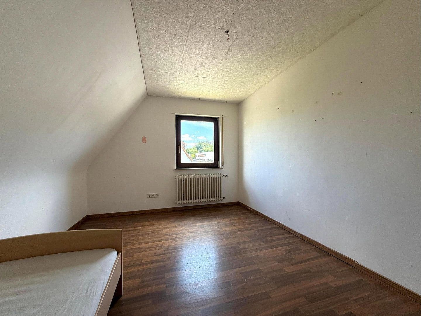 Prodej domu 205 m², pozemek 628 m², Erlenweg 1, Feucht, Bavorsko Prodej domu 205 m², pozemek 628 m², Erlenweg 1, Feucht, Bavorsko