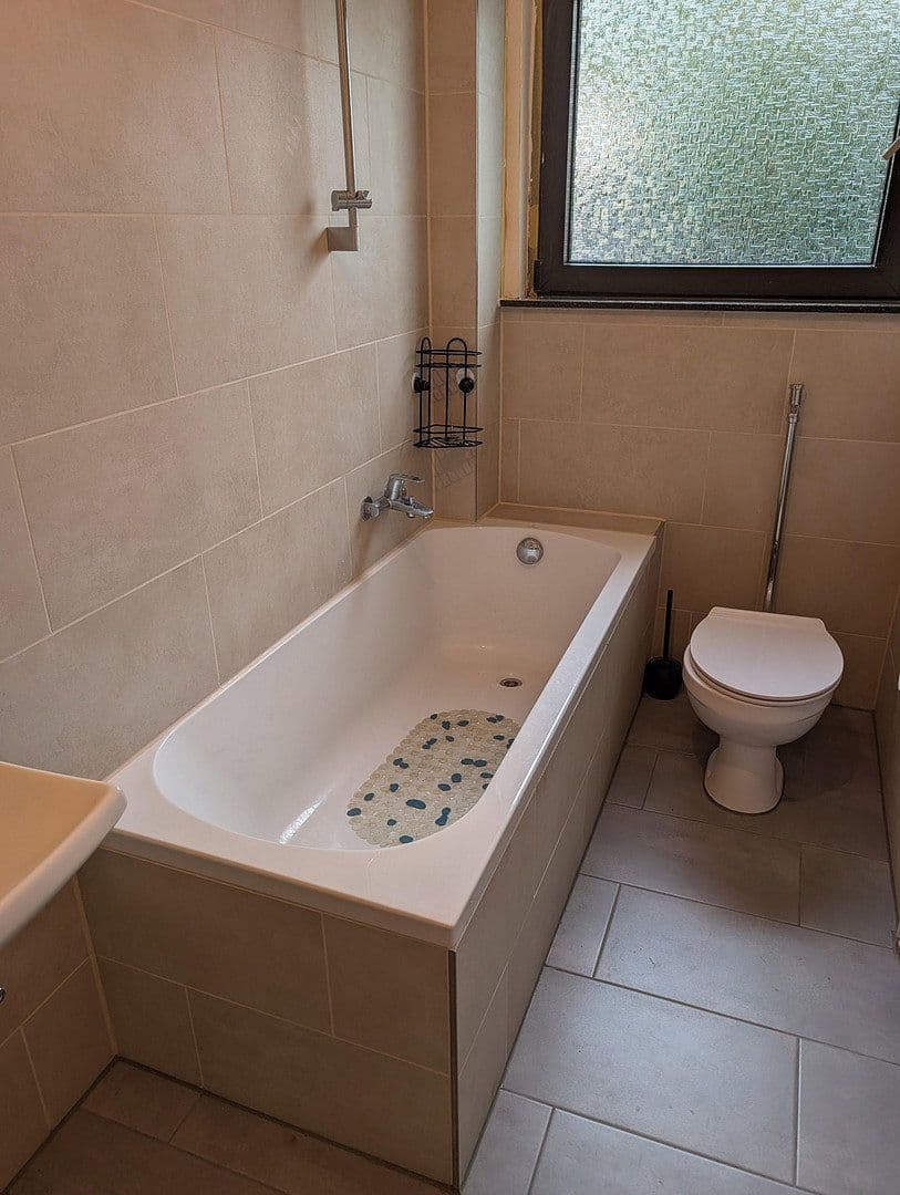 Pronájem bytu 3+1 78 m², Richard-Wagner-Str. 54, Saarbrücken, Země Sársko Pronájem bytu 3+1 78 m², Richard-Wagner-Str. 54, Saarbrücken, Země Sársko