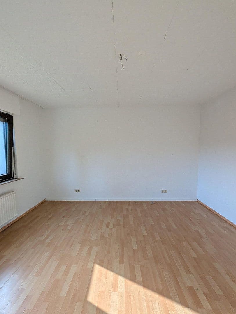 Pronájem bytu 3+1 78 m², Richard-Wagner-Str. 54, Saarbrücken, Země Sársko Pronájem bytu 3+1 78 m², Richard-Wagner-Str. 54, Saarbrücken, Země Sársko