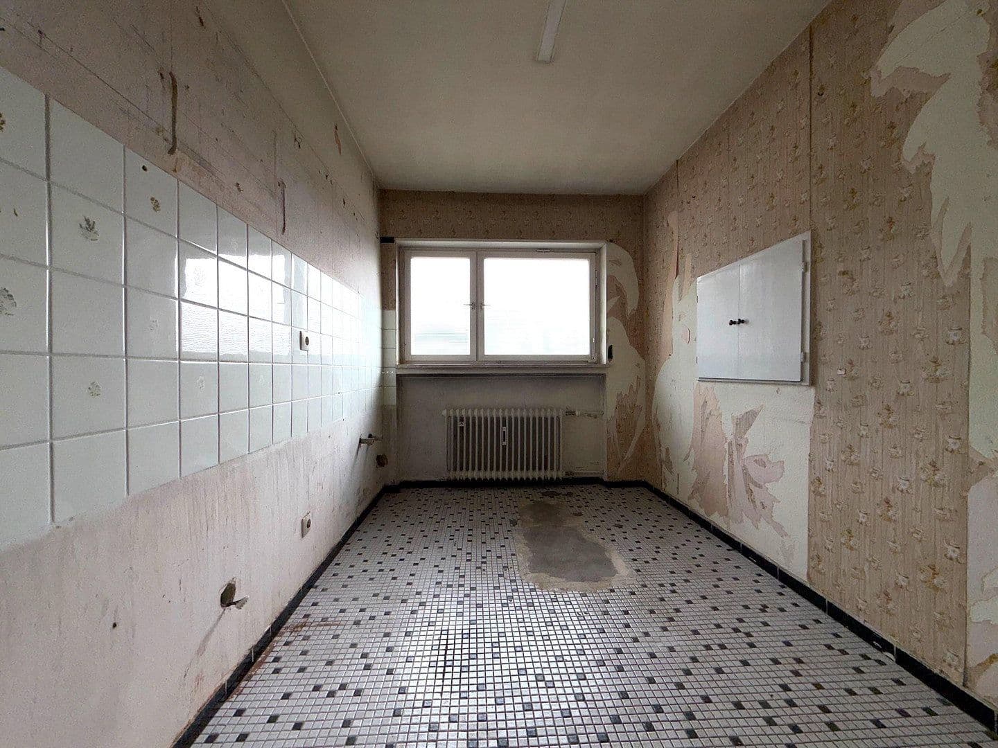 Prodej domu 205 m², pozemek 489 m², Untere Mühlstr. 57, Mühlhausen, Bádensko-Württembersko Prodej domu 205 m², pozemek 489 m², Untere Mühlstr. 57, Mühlhausen, Bádensko-Württembersko