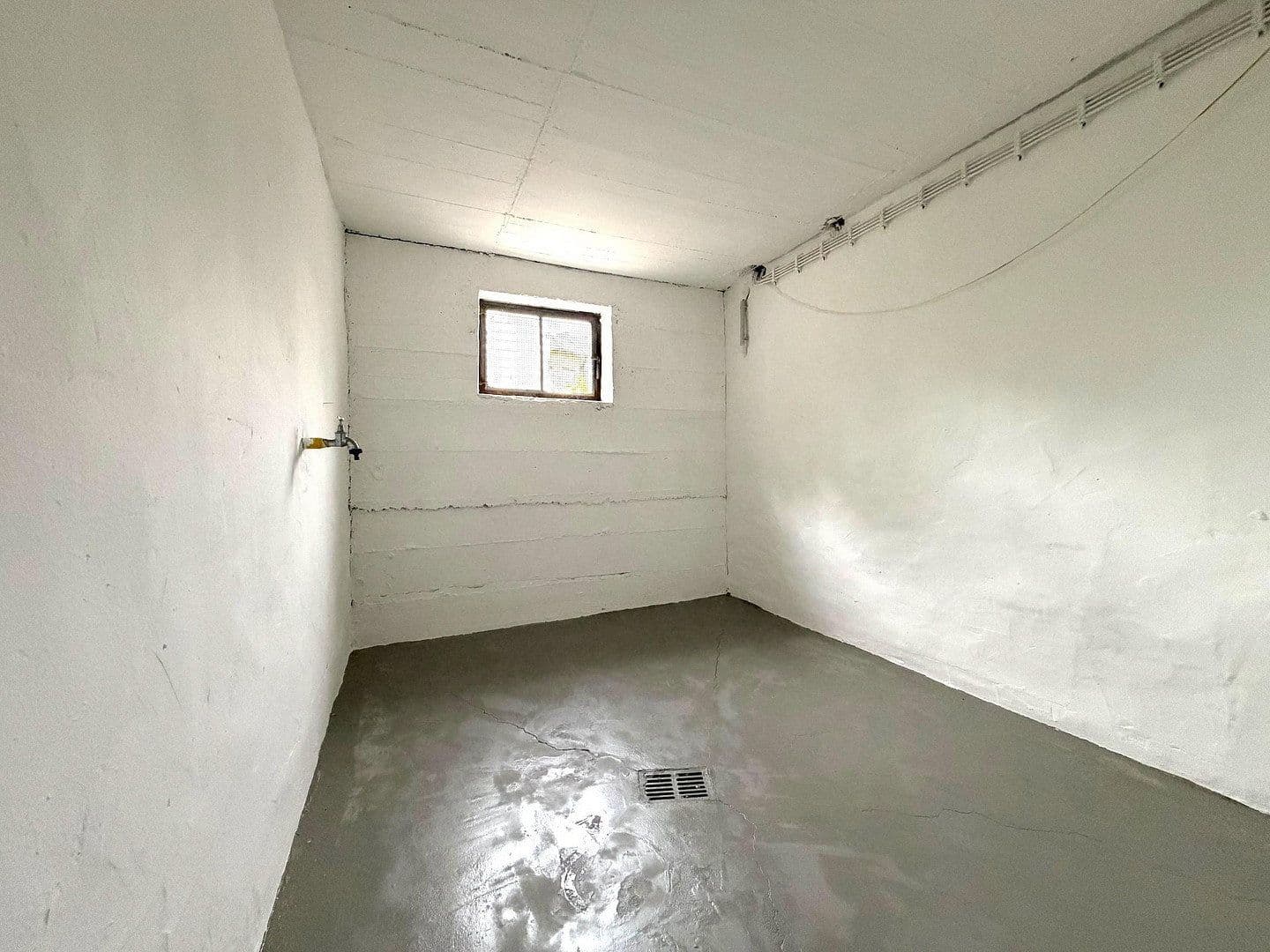 Prodej domu 205 m², pozemek 489 m², Untere Mühlstr. 57, Mühlhausen, Bádensko-Württembersko Prodej domu 205 m², pozemek 489 m², Untere Mühlstr. 57, Mühlhausen, Bádensko-Württembersko