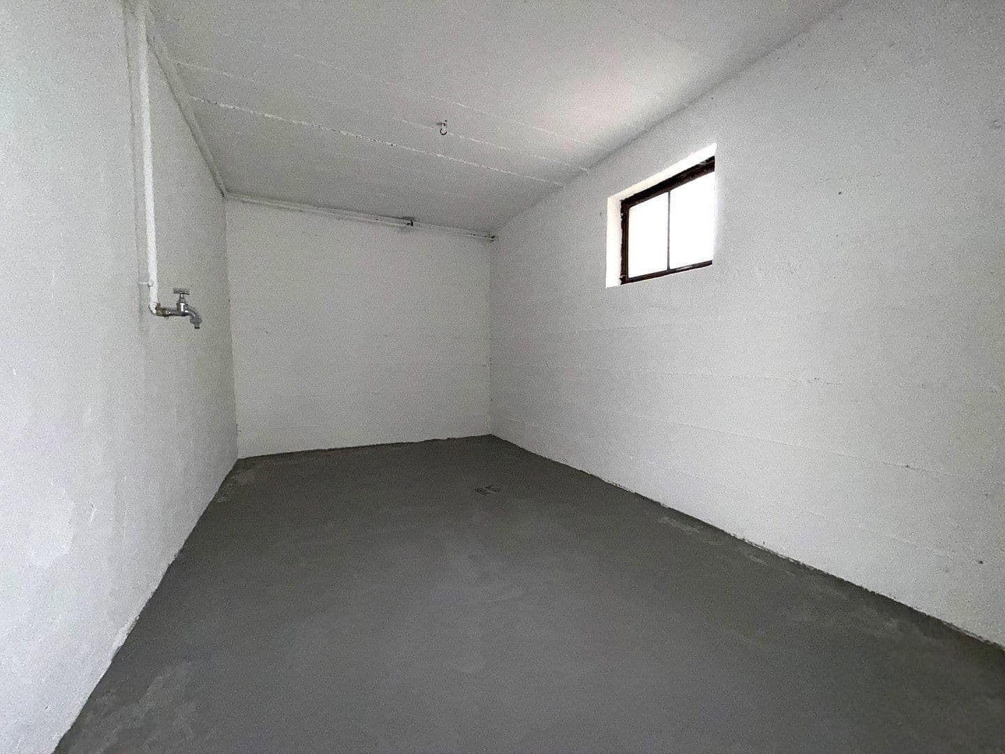 Prodej domu 205 m², pozemek 489 m², Untere Mühlstr. 57, Mühlhausen, Bádensko-Württembersko Prodej domu 205 m², pozemek 489 m², Untere Mühlstr. 57, Mühlhausen, Bádensko-Württembersko