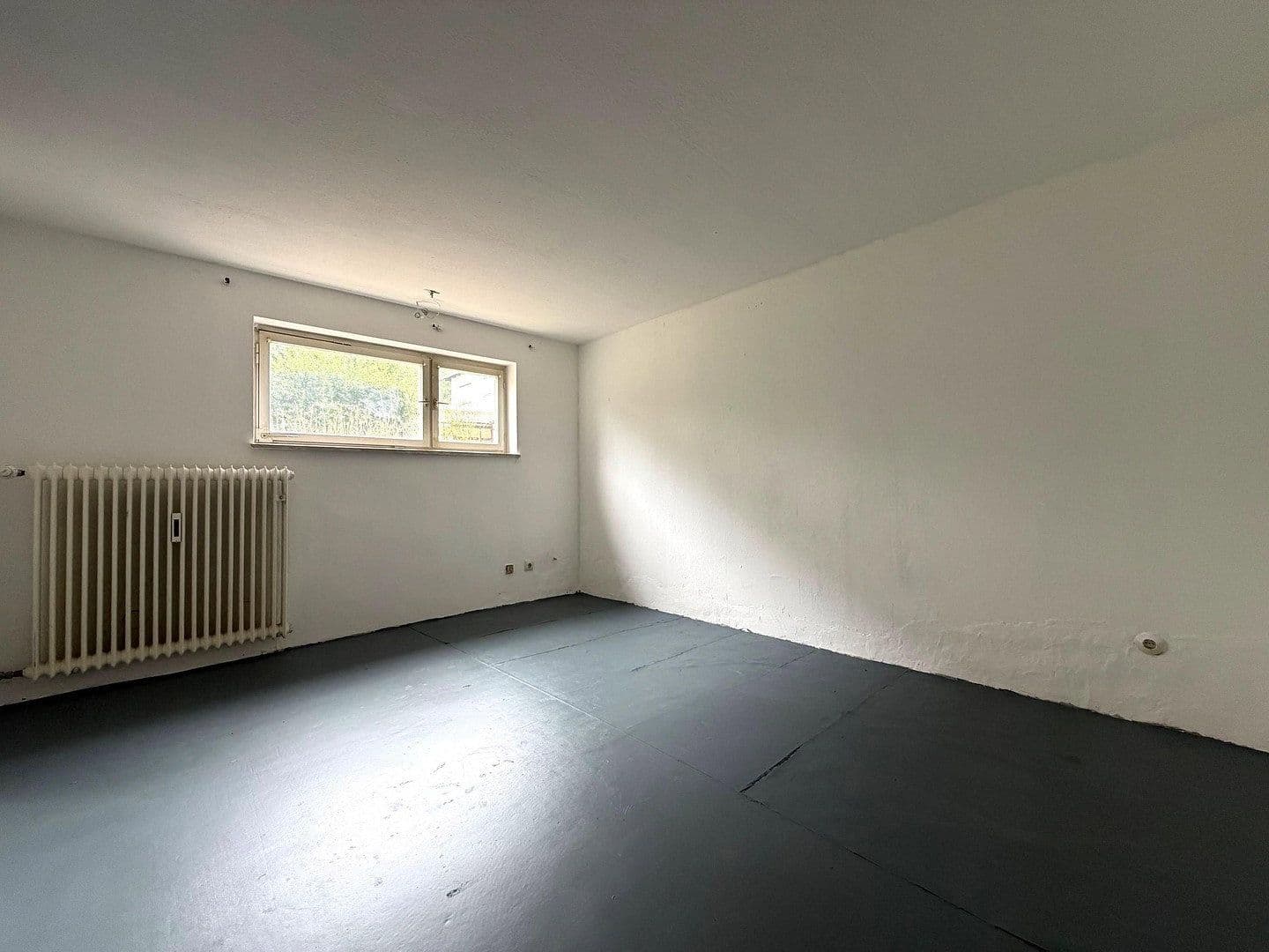 Prodej domu 205 m², pozemek 489 m², Untere Mühlstr. 57, Mühlhausen, Bádensko-Württembersko Prodej domu 205 m², pozemek 489 m², Untere Mühlstr. 57, Mühlhausen, Bádensko-Württembersko