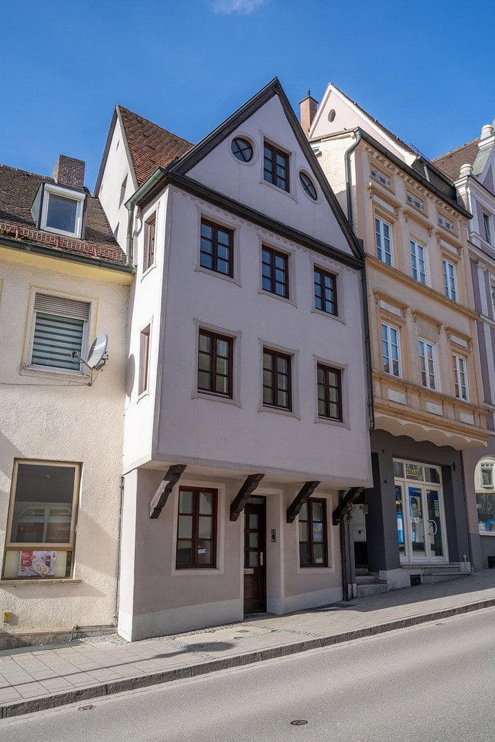 Pronájem bytu 4+1 125 m², Am Stadtberg 28, Dillingen an der Donau, Bavorsko Pronájem bytu 4+1 125 m², Am Stadtberg 28, Dillingen an der Donau, Bavorsko