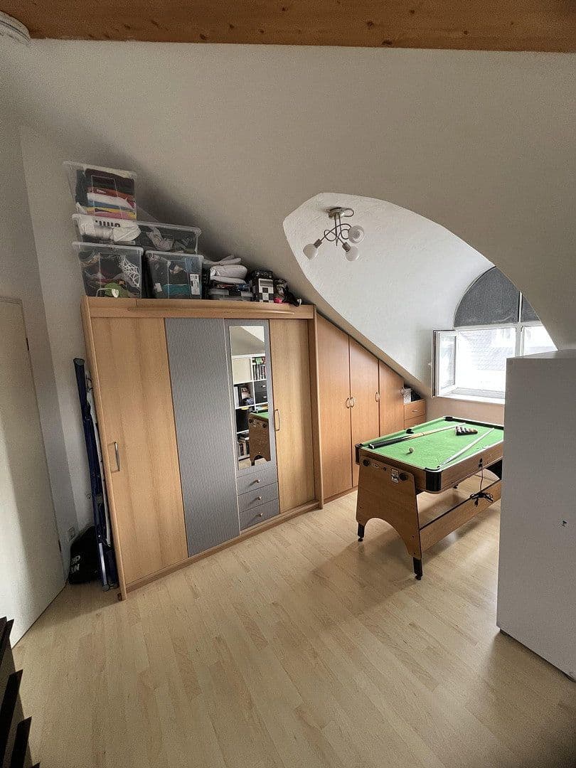 Prodej bytu 4+1 111 m², Obertshausen, Hessen Prodej bytu 4+1 111 m², Obertshausen, Hessen
