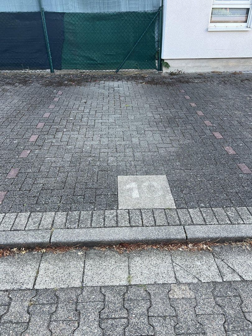 Prodej bytu 4+1 111 m², Obertshausen, Hessen Prodej bytu 4+1 111 m², Obertshausen, Hessen
