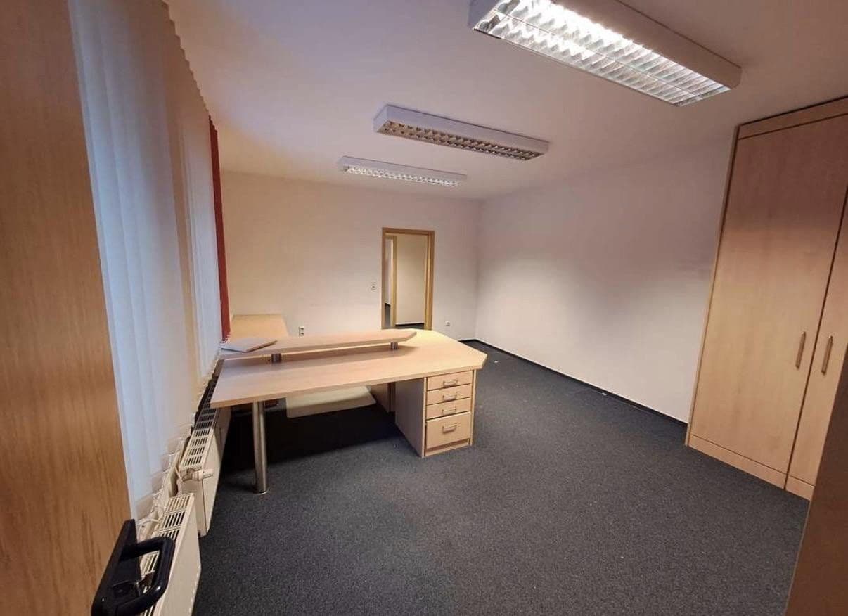 Pronájem kanceláře 89 m², Büchen, Šlesvicko-Holštýnsko Pronájem kanceláře 89 m², Büchen, Šlesvicko-Holštýnsko
