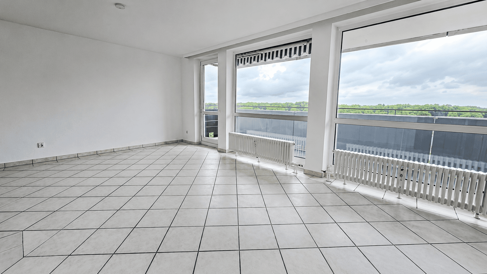 Pronájem bytu 4+1 110 m², Flachsbleiche 72, Kaarst, Severní Porýní-Vestfálsko Pronájem bytu 4+1 110 m², Flachsbleiche 72, Kaarst, Severní Porýní-Vestfálsko