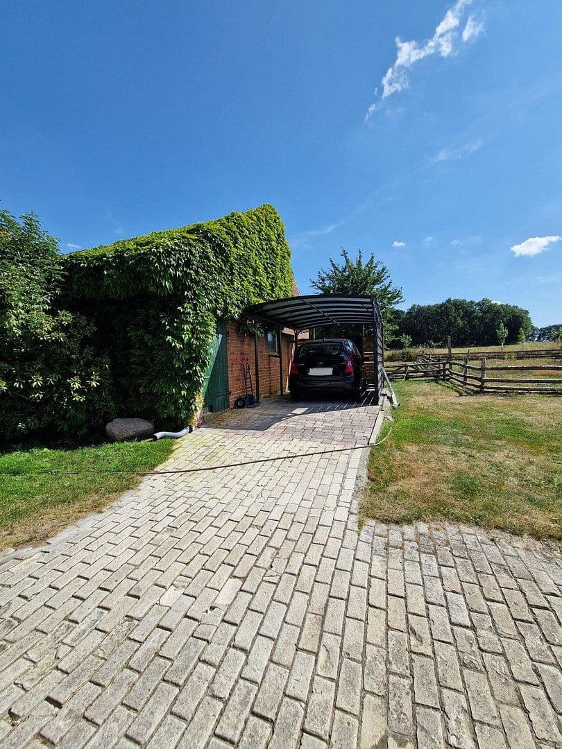 Prodej domu 290 m², pozemek 4.718 m², Gehlbergen 2, Bruchhausen-Vilsen, Dolní Sasko Prodej domu 290 m², pozemek 4.718 m², Gehlbergen 2, Bruchhausen-Vilsen, Dolní Sasko