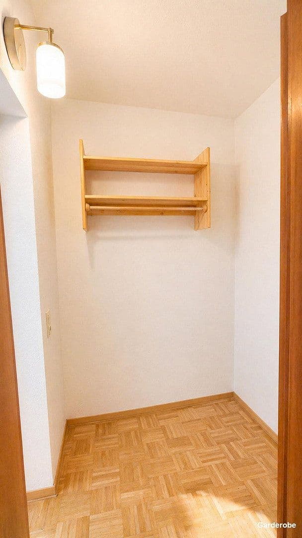 Prodej bytu 3+1 81 m², Reutlingen, Bádensko-Württembersko Prodej bytu 3+1 81 m², Reutlingen, Bádensko-Württembersko