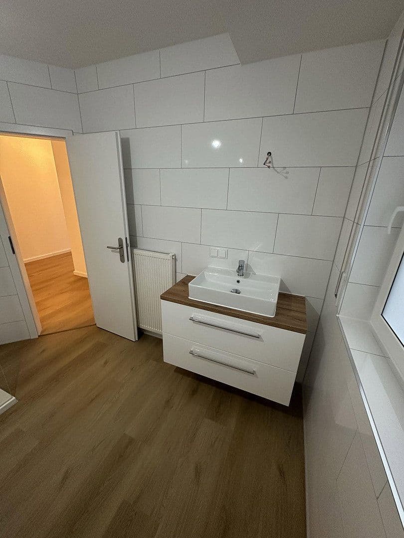 Prodej bytu 3+1 76 m², Heinrich-Heine-Straße 9, Diez, Porýní-Falc Prodej bytu 3+1 76 m², Heinrich-Heine-Straße 9, Diez, Porýní-Falc