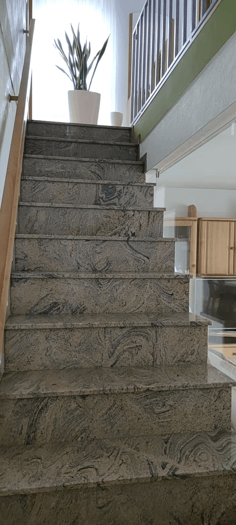 Prodej domu 145 m², pozemek 250 m², Heilbronn, Bádensko-Württembersko Prodej domu 145 m², pozemek 250 m², Heilbronn, Bádensko-Württembersko