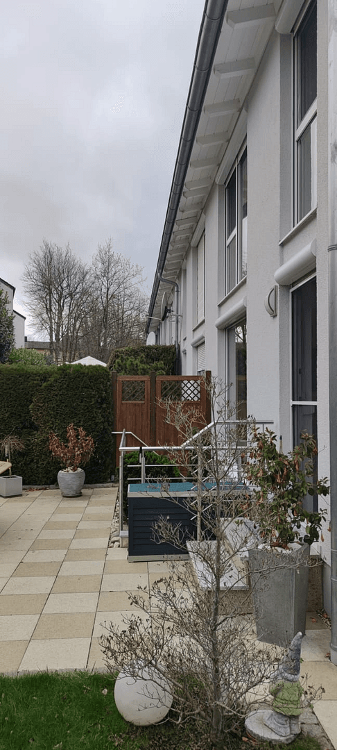 Prodej domu 145 m², pozemek 250 m², Heilbronn, Bádensko-Württembersko Prodej domu 145 m², pozemek 250 m², Heilbronn, Bádensko-Württembersko