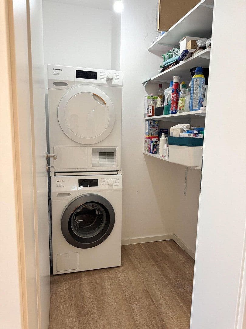 Pronájem bytu 3+1 88 m², Fürth, Bavorsko Pronájem bytu 3+1 88 m², Fürth, Bavorsko