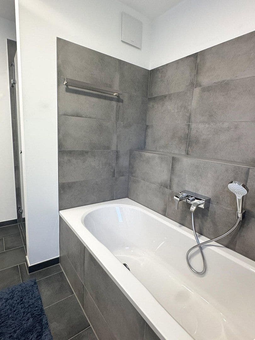 Pronájem bytu 3+1 88 m², Fürth, Bavorsko Pronájem bytu 3+1 88 m², Fürth, Bavorsko