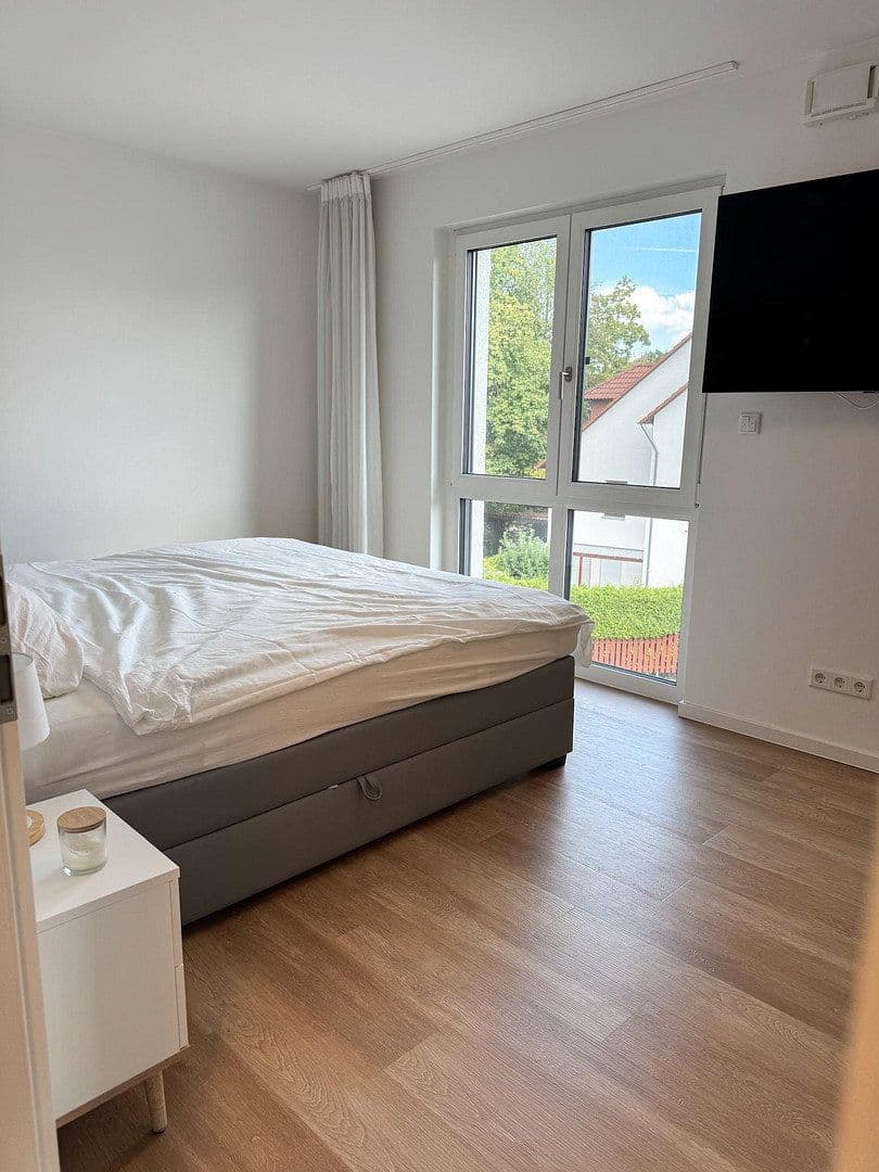 Pronájem bytu 3+1 88 m², Fürth, Bavorsko Pronájem bytu 3+1 88 m², Fürth, Bavorsko