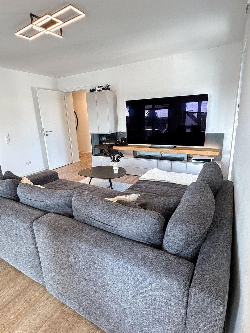 Pronájem bytu 3+1 88 m², Fürth, Bavorsko Pronájem bytu 3+1 88 m², Fürth, Bavorsko