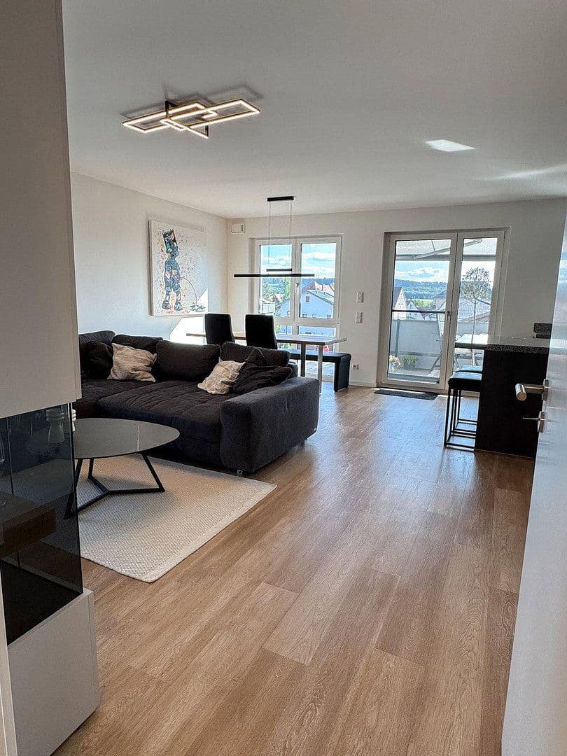 Pronájem bytu 3+1 88 m², Fürth, Bavorsko Pronájem bytu 3+1 88 m², Fürth, Bavorsko