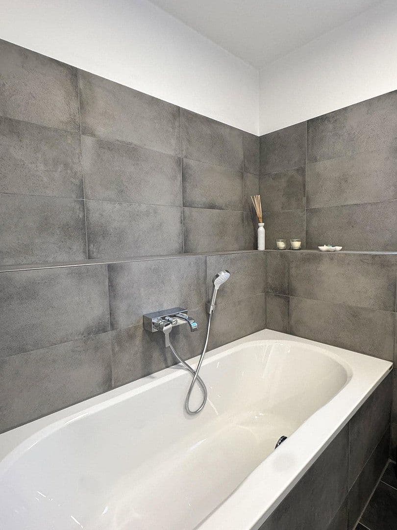 Pronájem bytu 3+1 88 m², Fürth, Bavorsko Pronájem bytu 3+1 88 m², Fürth, Bavorsko