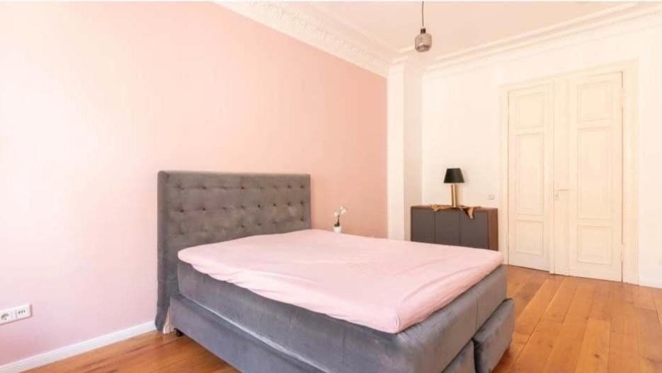 Prodej bytu 2+1 76 m², Berlin, Berlín Prodej bytu 2+1 76 m², Berlin, Berlín