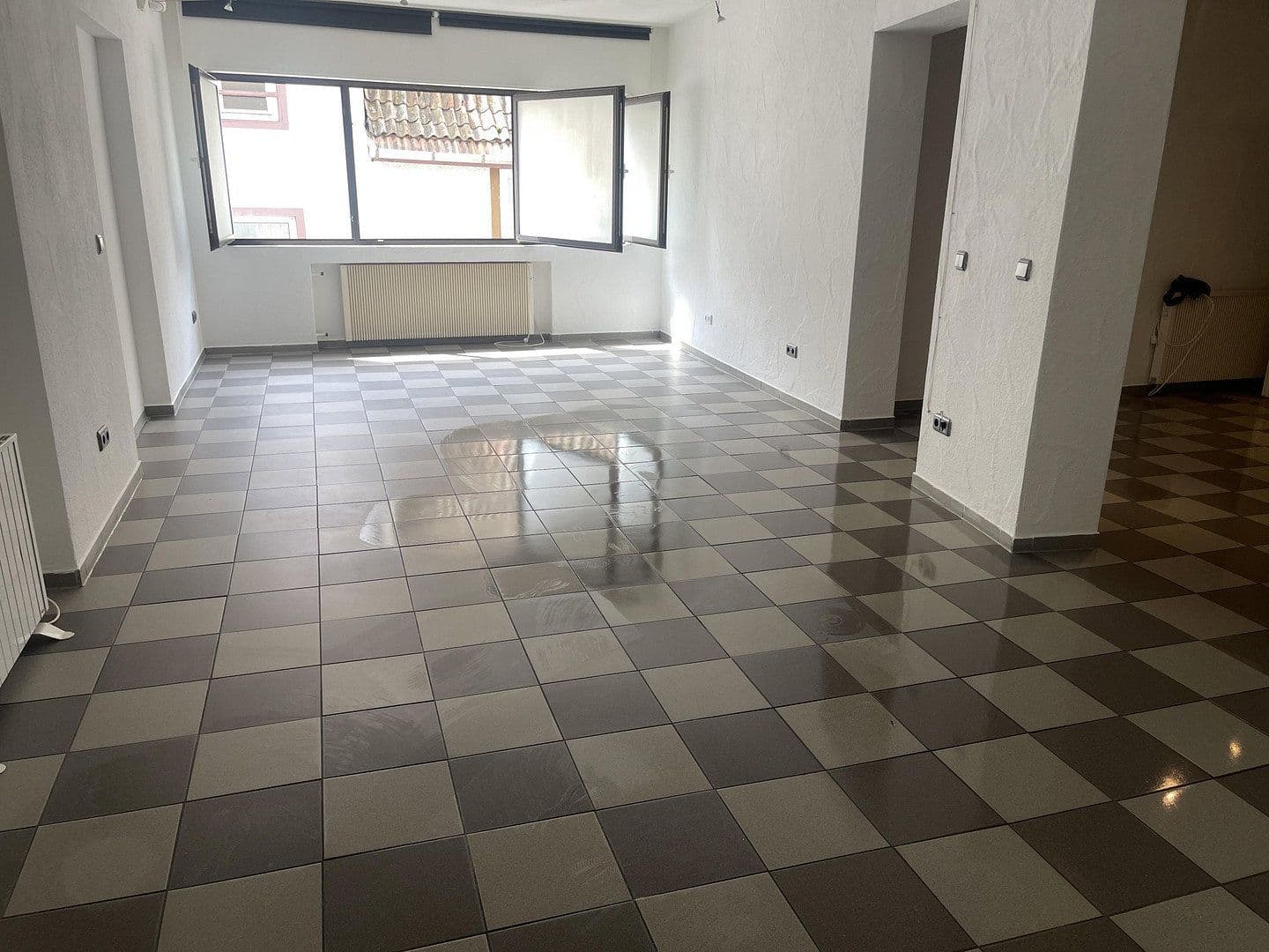 Prodej domu 850 m², pozemek 300 m², Sprendlingen, Porýní-Falc Prodej domu 850 m², pozemek 300 m², Sprendlingen, Porýní-Falc