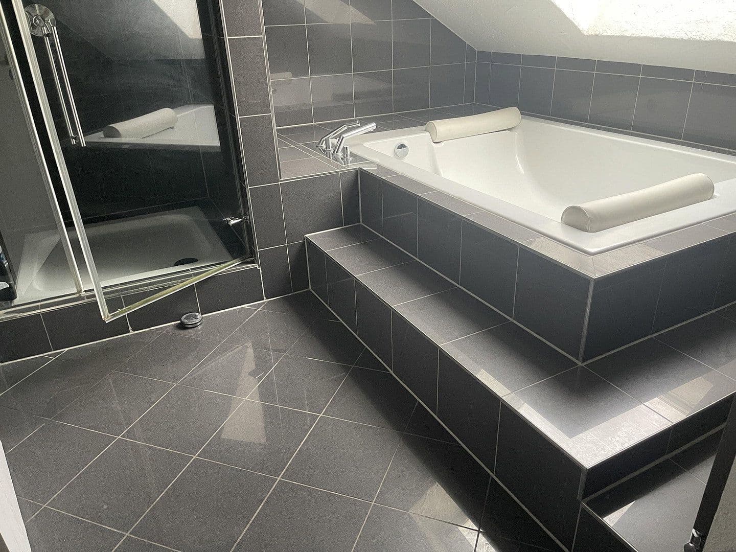 Prodej domu 850 m², pozemek 300 m², Sprendlingen, Porýní-Falc Prodej domu 850 m², pozemek 300 m², Sprendlingen, Porýní-Falc