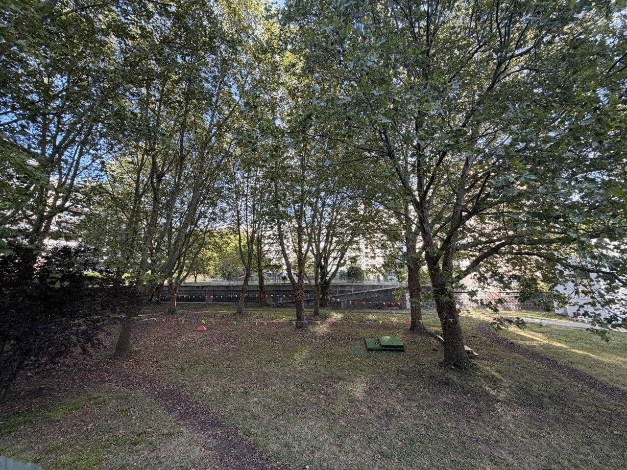 Prodej bytu 3+1 155 m², Köln, Severní Porýní-Vestfálsko Prodej bytu 3+1 155 m², Köln, Severní Porýní-Vestfálsko