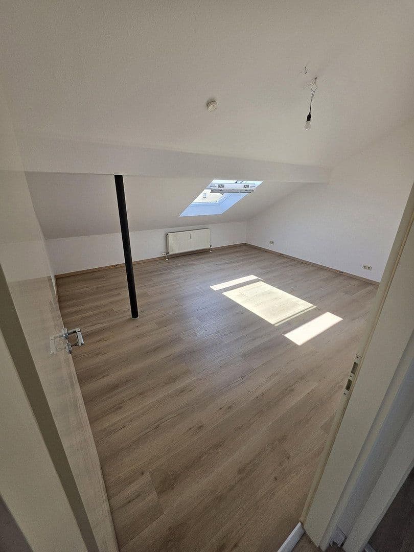 Prodej bytu 4+1 113 m², Ludwigshafen, Porýní-Falc Prodej bytu 4+1 113 m², Ludwigshafen, Porýní-Falc