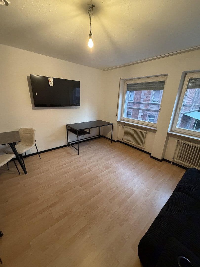 Pronájem bytu 1+1 27 m², Am Stadtpark 21, Nürnberg, Bavorsko Pronájem bytu 1+1 27 m², Am Stadtpark 21, Nürnberg, Bavorsko
